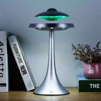 Domáce dekorácie magneticke UFO sedem svetiel INY bezdrôtová UFO (môžete prehrávať skladby) móde tvorivosti
