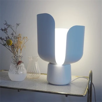 Moderné Unikátne LED Stolové Lampy, Platia Pre Spálne Štúdie Čítanie Osvetlenie talianskeho Umenia Dizajn Zmluvne Štýl Petal Svietidlo