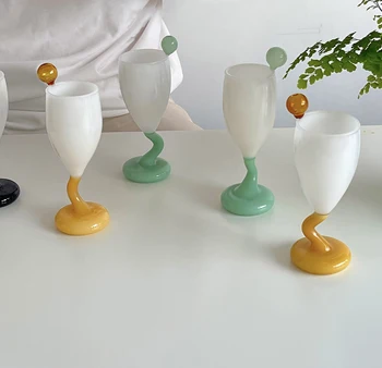 Dizajn Stredoveké Pohár Farebné Sklo Koktailového Pohára Šampanské Ice Cream Pohár Krásne Candy Loptu Pohár Dekoratívny Pitnej Nastaviť Shot Glass