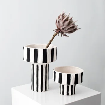 Nordic Kvet Váza, Luxusná Obývacia Izba Vintage Estetické Keramické Vázy Stôl Vonkajšie Minimalistický Deco Maison Domova WWH25XP